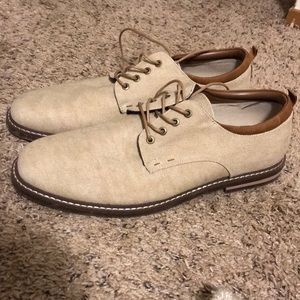 Tan dress shoes